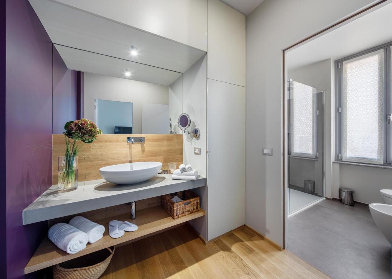 30Cavour Luxury Suites ปาเวีย ภายนอก รูปภาพ