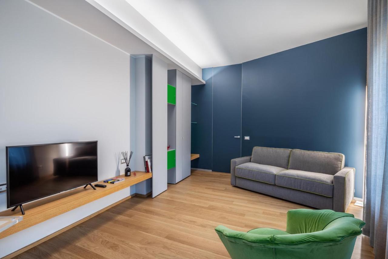 30Cavour Luxury Suites ปาเวีย ภายนอก รูปภาพ