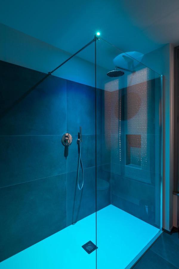 30Cavour Luxury Suites ปาเวีย ภายนอก รูปภาพ