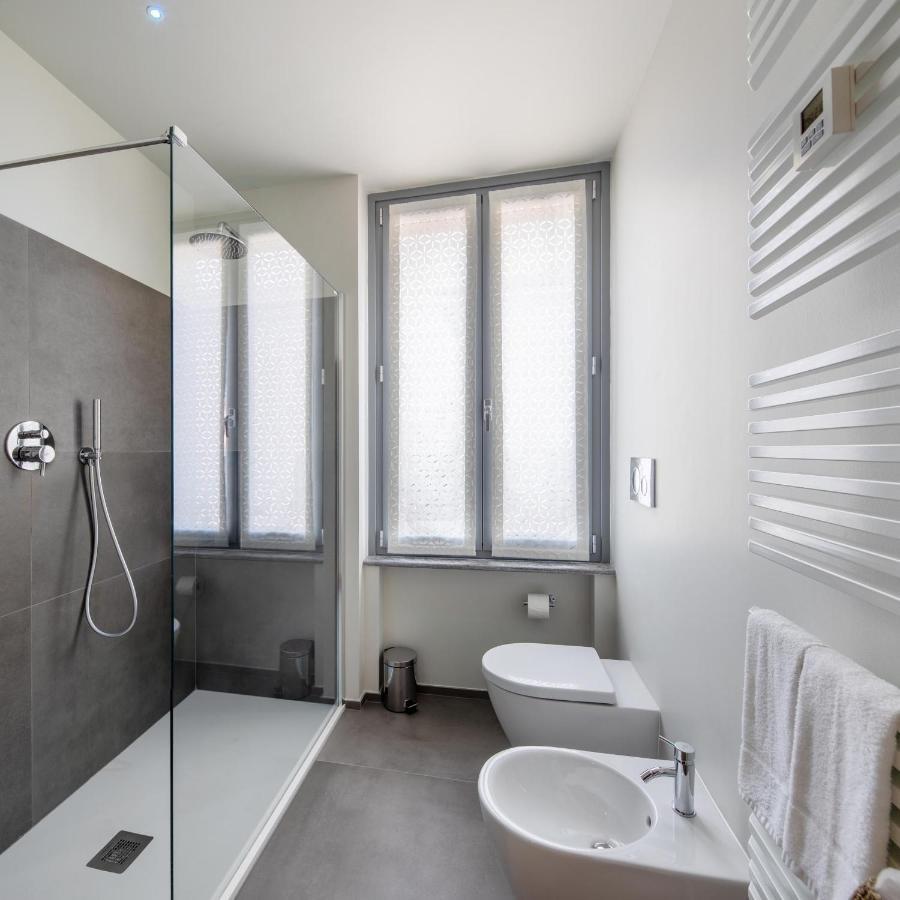 30Cavour Luxury Suites ปาเวีย ภายนอก รูปภาพ