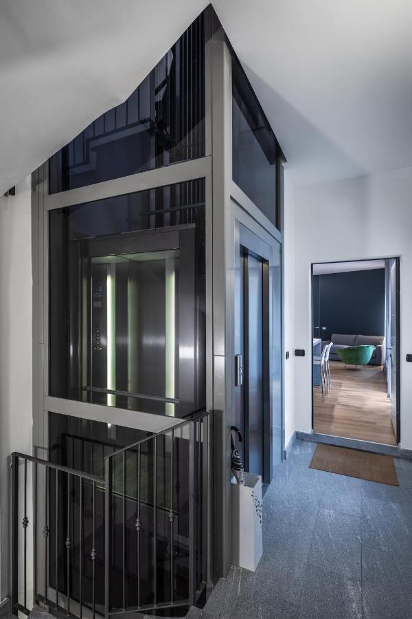 30Cavour Luxury Suites ปาเวีย ภายนอก รูปภาพ