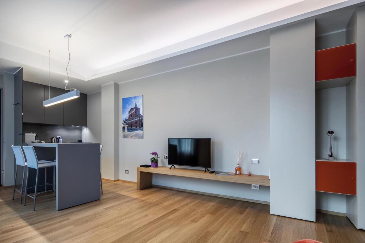 30Cavour Luxury Suites ปาเวีย ภายนอก รูปภาพ